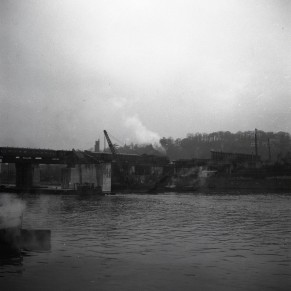 Liège, pont du Val Benoît - SNCB Z07952G (2).jpg